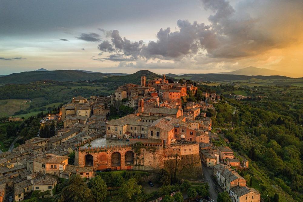 Montepulciano has a distinct wine region and impressive Renaissance architecture (Getty Images)