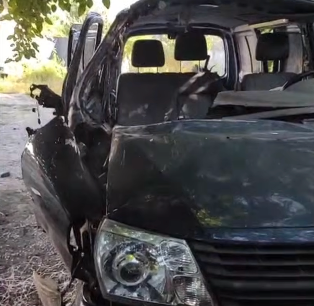 The car being used by Ruslan Harbor and French volunteer Florian was damaged in the drone strike, with both requiring surgery (Animal Rescue Kharkiv)