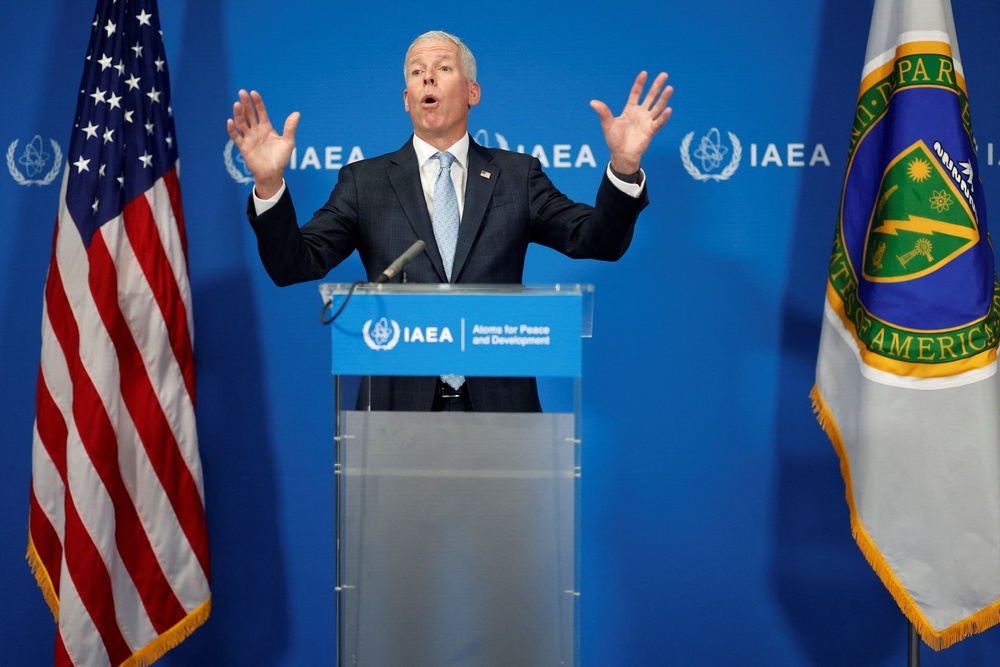  (Reuters)