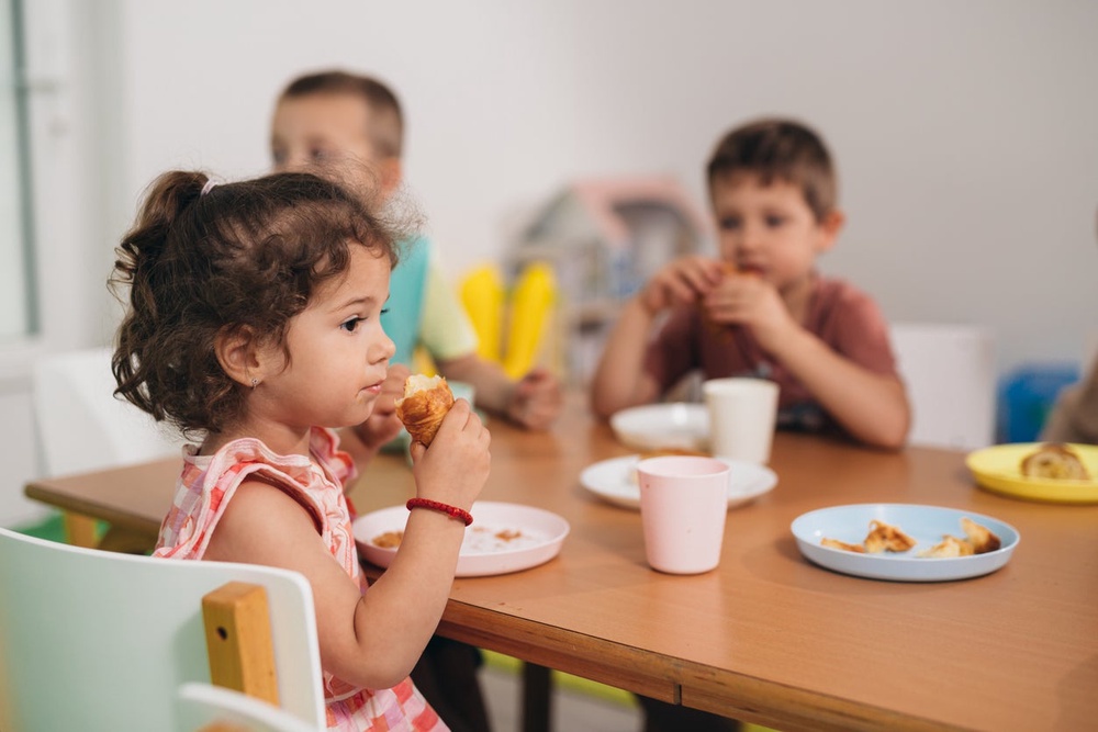 Since Sadie’s death, her parents have campaigned to stop nurseries feeding higher risk foods such as sausages and grapes to under fives. (Getty Images)
