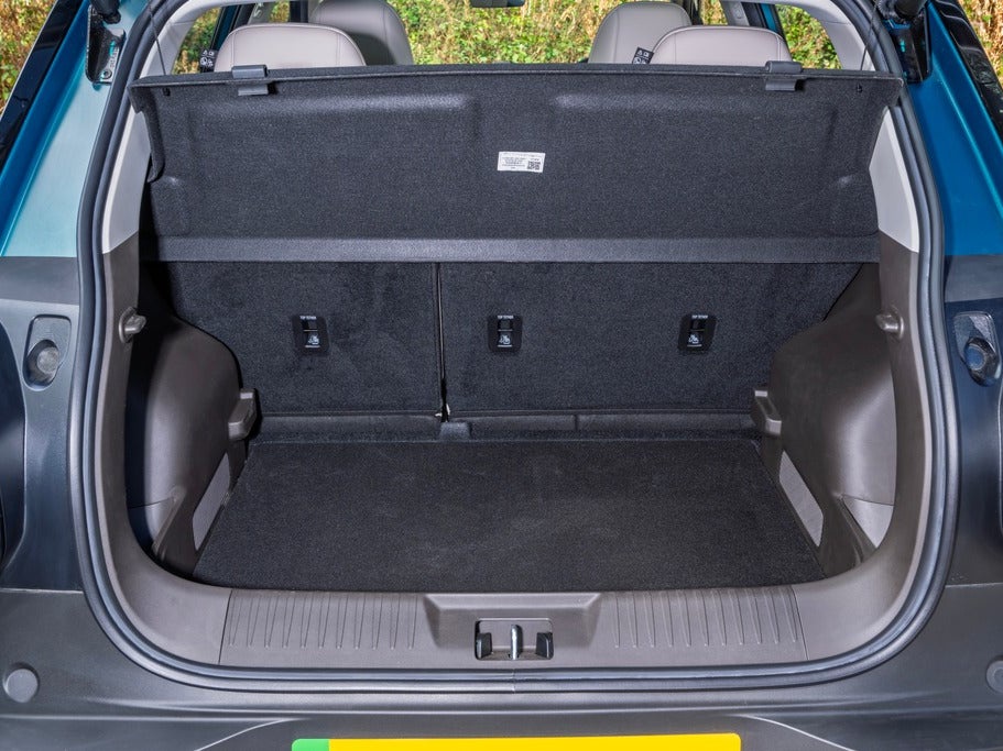 The Aion UT's boot space is good with a two-level boot floor (Aion)
