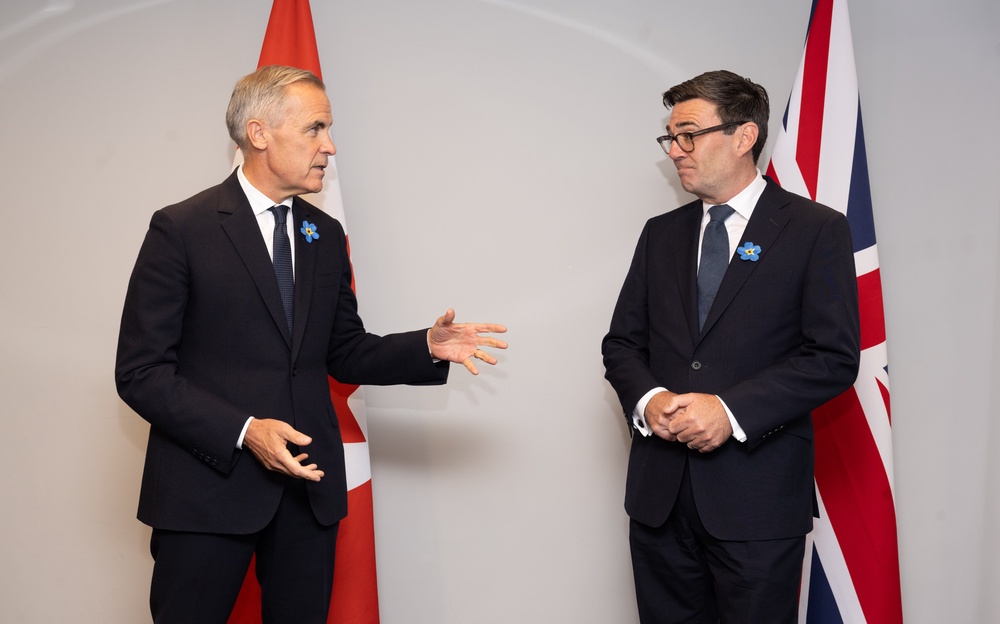 Both men wore forget-me-not flower lapel pins which recognise Alzheimer’s support (Paul Cooper/Daily Telegraph/PA) (PA Wire)