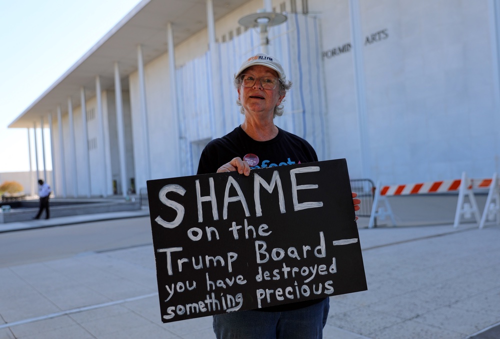 Laura Bligh says she fears the Trump administration will bring a ‘wrecking ball’ to the Kennedy Center after its Trump-controlled board voted to close the building after failing to be name it after the president (AP)