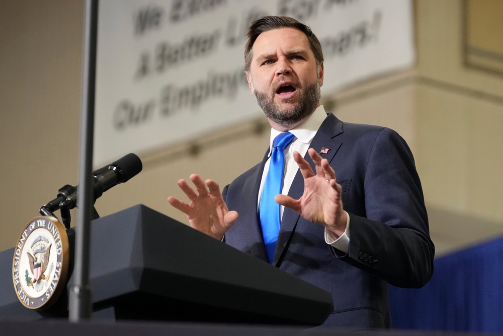 JD Vance reportedly advised against going to war with Iran (Getty)