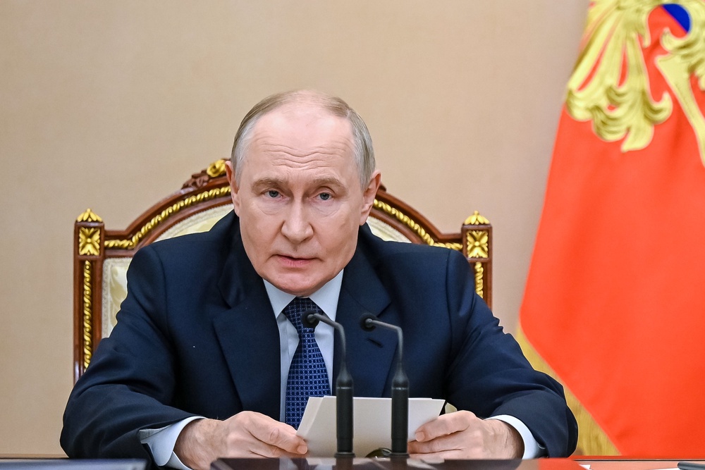 The White House has moved to end Vladimir Putin’s diplomatic isolation over Ukraine (Vyacheslav Prokofyev/Sputnik, via AP) (AP)