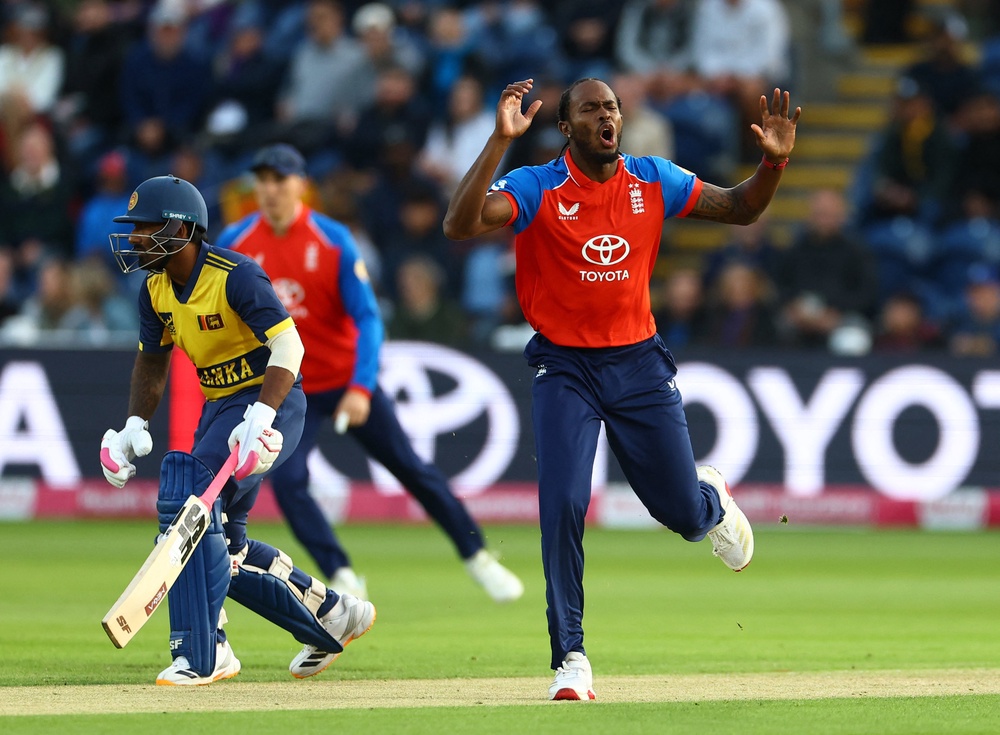 Jofra Archer struggled early on (Reuters)