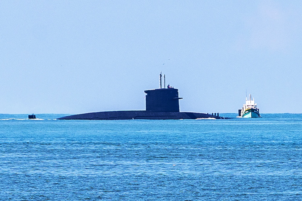 A Taiwanese submarine takes part in the Han Kuang military exercise in Kaohsiung on 5 August 2026 (AFP/Getty)