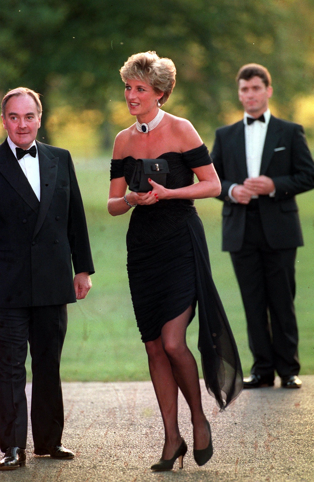 Diana, Princess of Wales arriving at the Serpentine Gallery in 1994 wearing the dress designed by Christina Stambolian (Martin Keene/PA) (PA Wire)