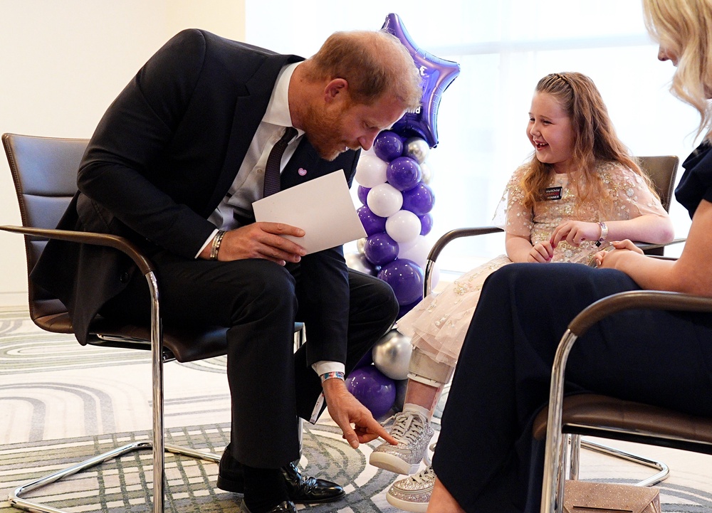 Harry meets Margot Jones-Billington (Aaron Chown/PA) (PA Wire)