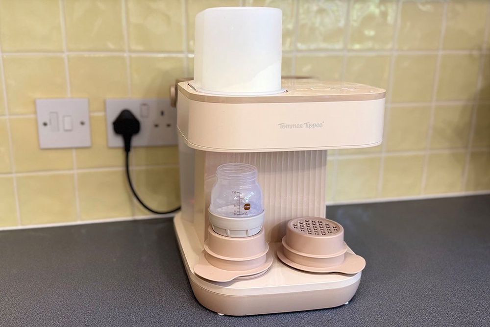 The updated version of the prep machine features an automatic powder dispenser (Sarah Jones/The Independent)