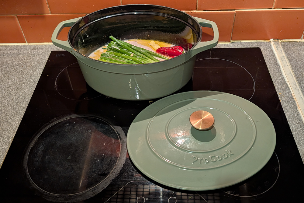It held onto heat for a good amount of time (Maria Mellor/The Independent)