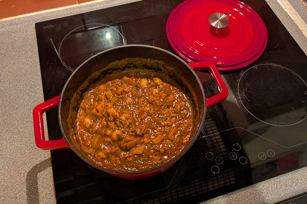 The flat lid fits much more easily in the oven (Maria Mellor/The Independent)