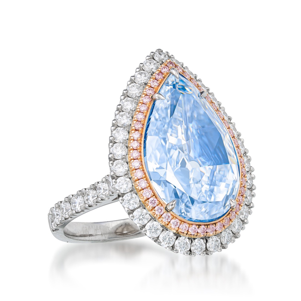 The ring also features brilliant cut pink and white diamonds (Elmwood’s/PA)