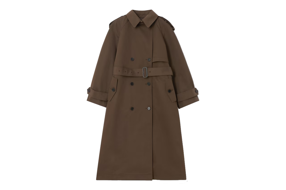 Image from: Kate Middleton wears the chocolate brown trench coat on everyone’s wishlist