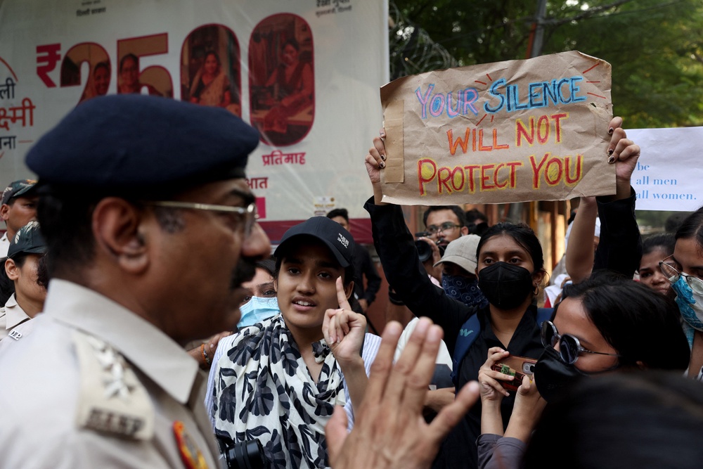 Delhi Development Authority has ordered restriction of entry to public parks after gangrape (Reuters)