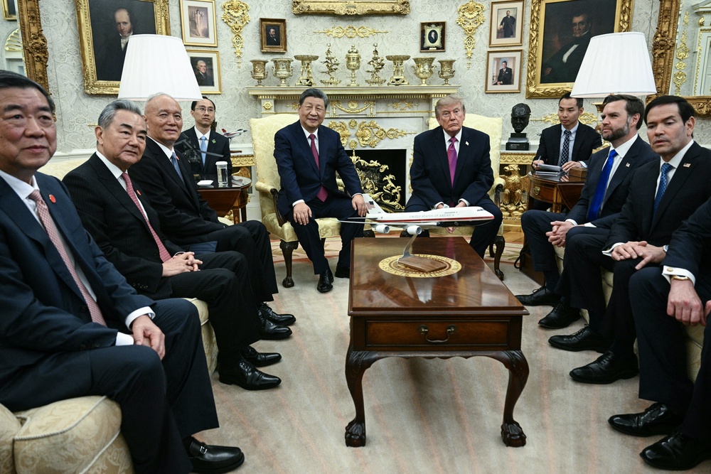 A bilateral meeting between the two superpowers was held in the Oval Office (AFP/Getty)