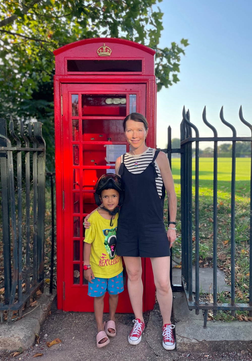 Neo and Skye next to the same telephone box she used when she lived in England as a teenager (Skye von der Osten)