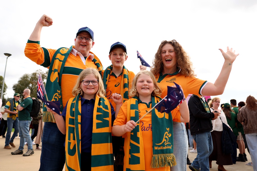 Wallabies fans pose as they arrive for the Rugby Championship match between Australia Wallabies and South Africa Springboks (Getty)