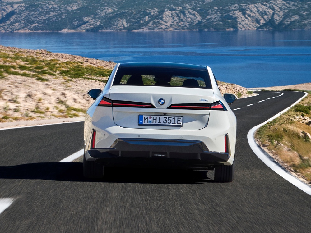 The new i3 comes in two four-wheel-drive flavours initially: an i3 40 xDrive and an i3 50 xDrive (Fabian Kirchbauer Photography)