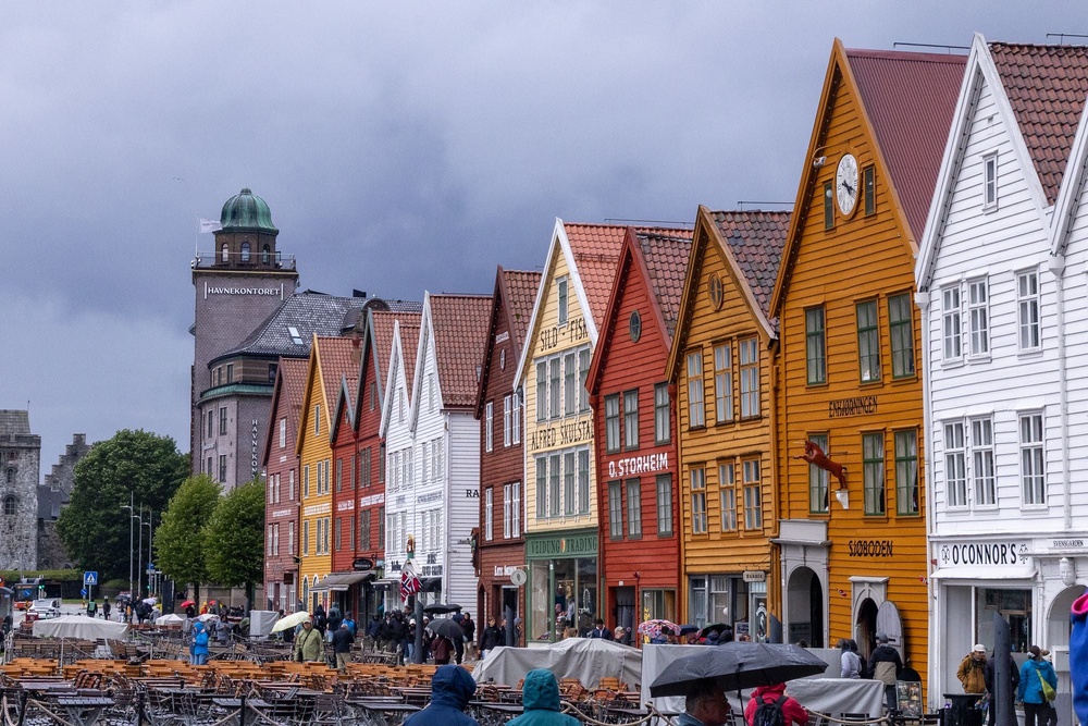 Mike explored Bergen harbour with its colourful houses (Mike Unwin)