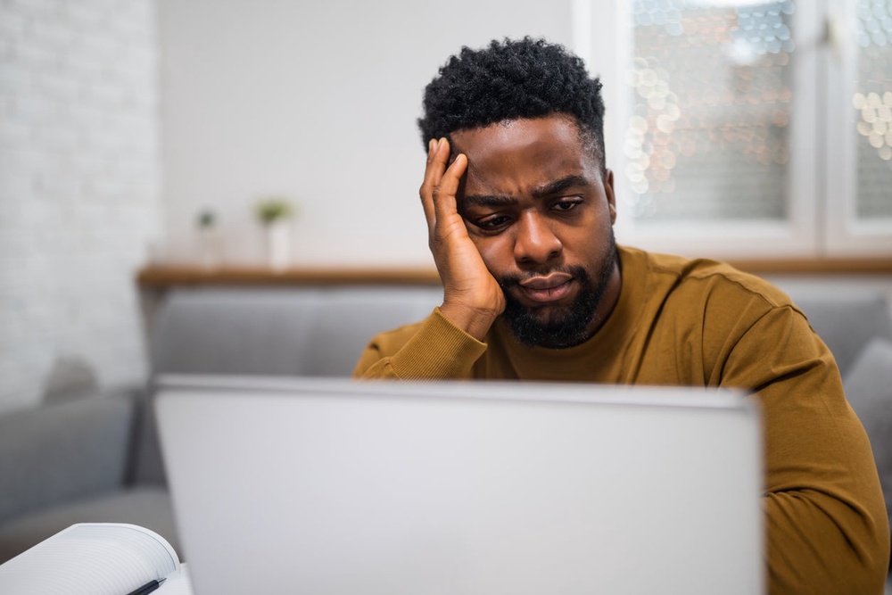 Researchers discovered that if participants were shown an AI summary that misleadingly characterised the events of an incident they had actually previously seen, they would not be able to accurately recall those events. (Getty Images)