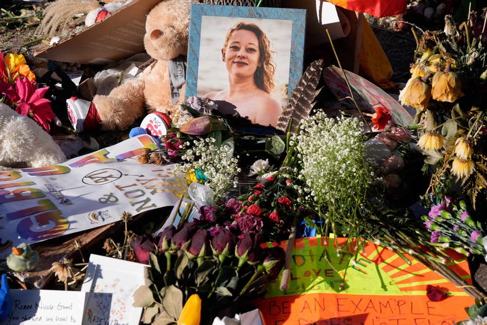 A memorial to Good in Minneapolis in January (AP)