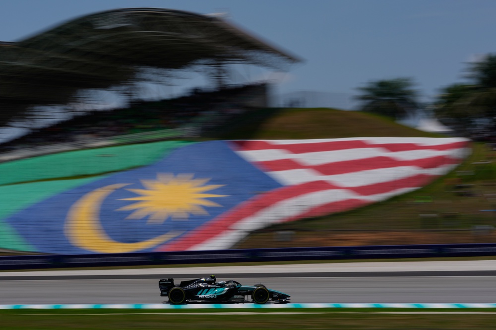 George Russell trailed Max Verstappen in first practice in Malaysia (Vincent Thian/AP) (AP)