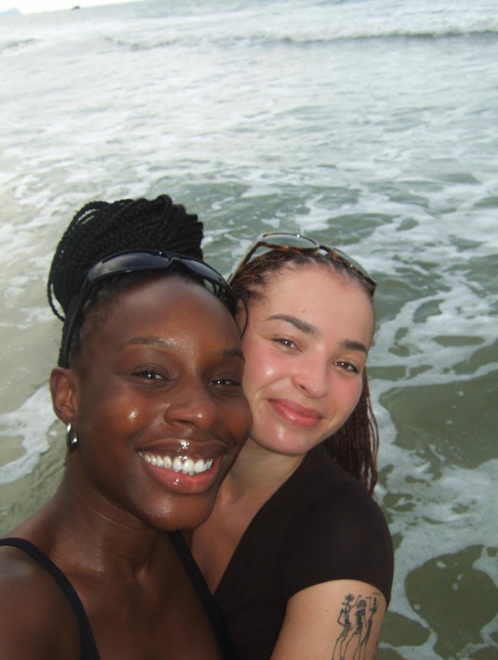 Ella Eyre and her childhood friend Nana. (PA)