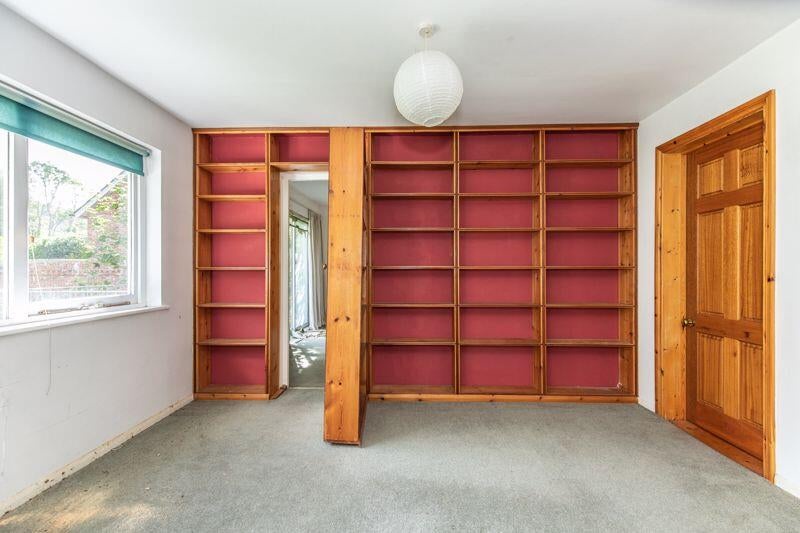 The house has a “mysterious secret door” hidden behind a bookcase (Jam Press/Chatt Estates)