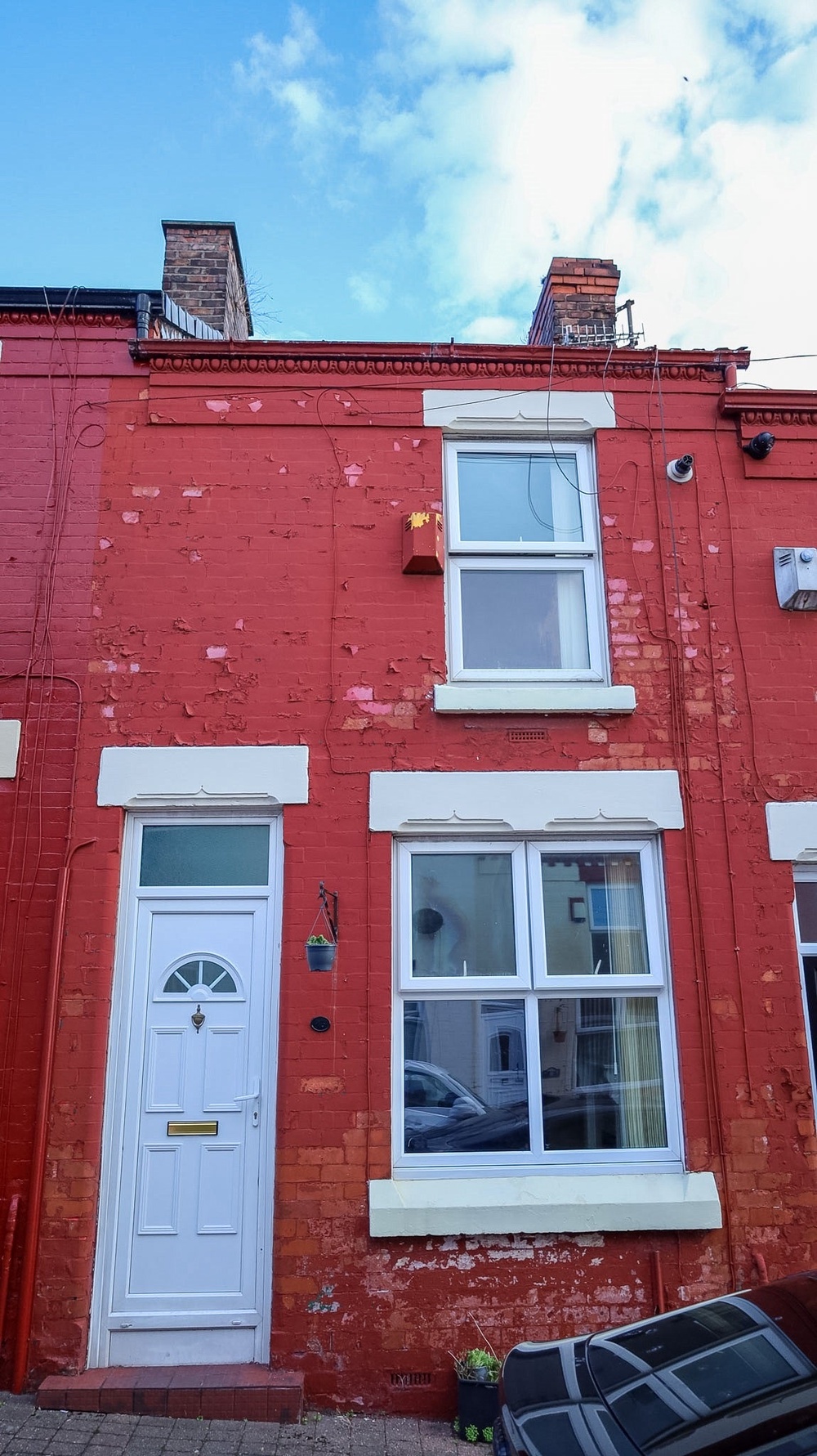 43 Elswick Street is a two-bedroom mid-terrace home situated in Liverpool’s Dingle area (Omega Auctions)