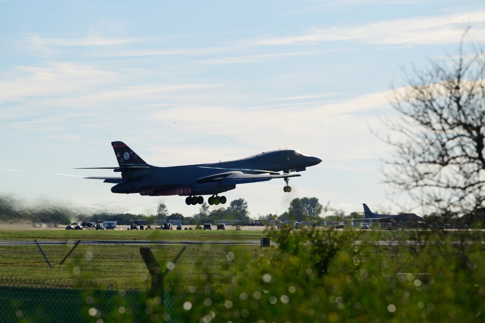 US Bombers Depart RAF Fairford For Home (Getty)
