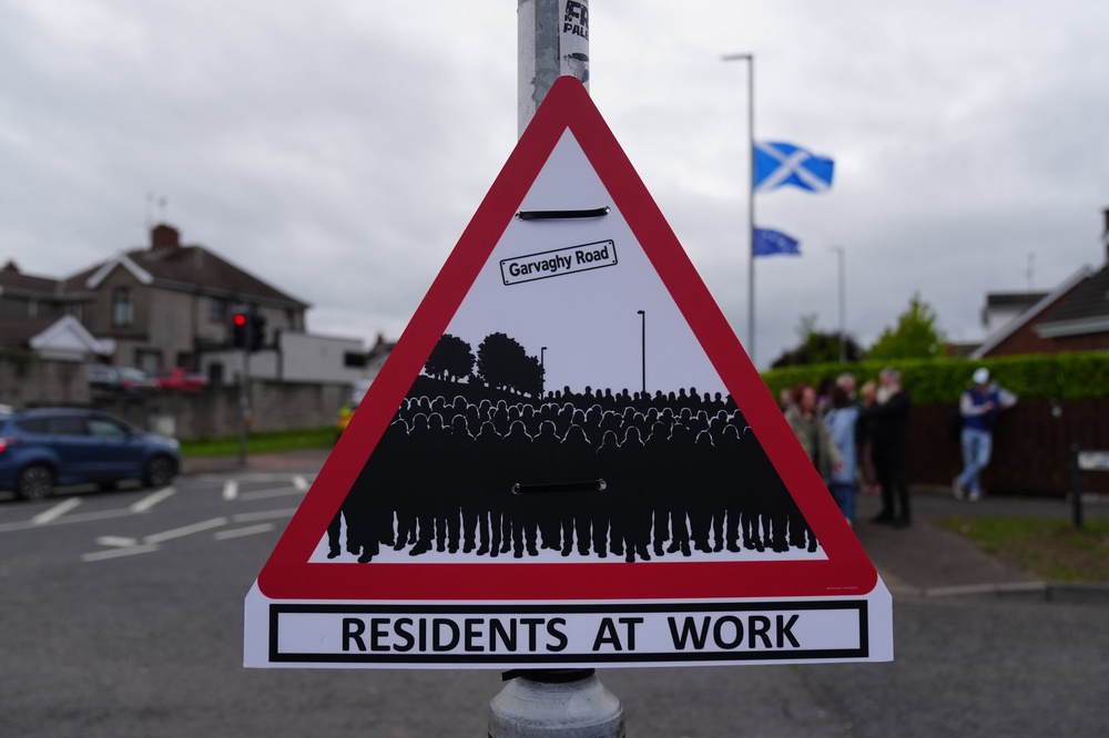 A sign at the Garvaghy Road on the eighth day of a standoff (Brian Lawless/PA) (PA Wire)