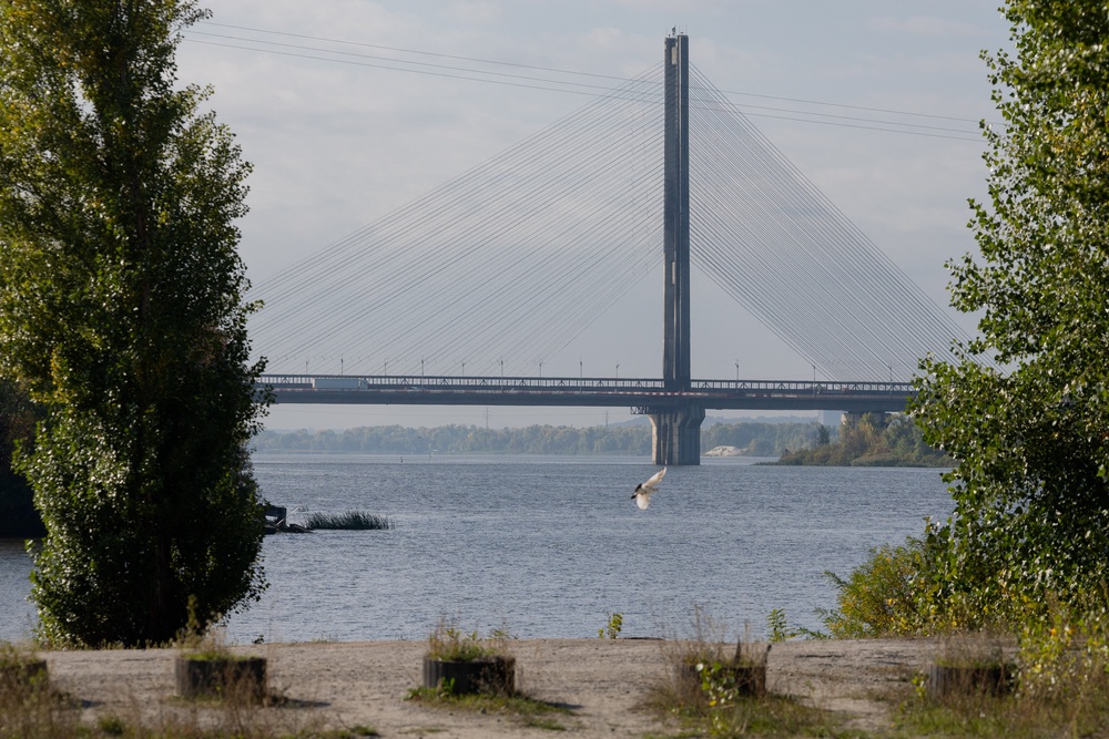 Two Russian drones hit the area near the support structure of the bridge on 1 October the first such attack on a major Kyiv bridge since the start of the full-scale invasion, prompting authorities to suspend metro and surface traffic across it (AFP/Getty)