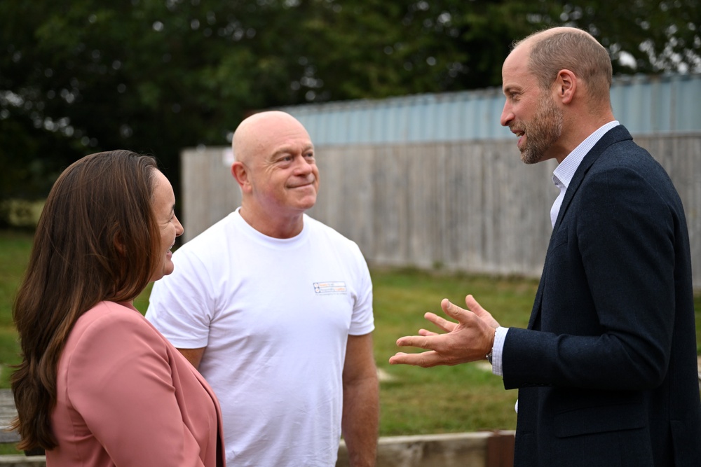 William and Kemp also met National Emergencies Trust chief executive Mhairi Sharp (Finbarr Webster/PA) (PA Wire)