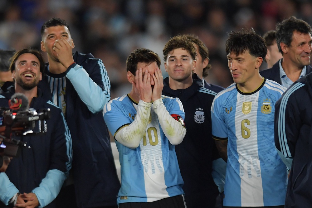 It was an emotional night for Lionel Messi (Getty)