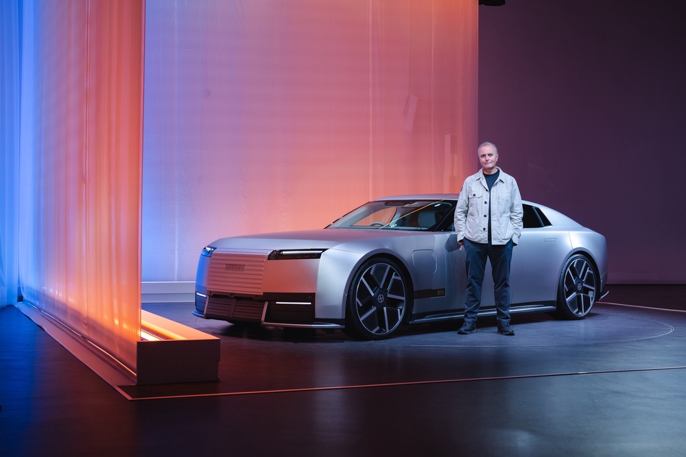 Steve Fowler with the Jaguar Type 01 (Jaguar)