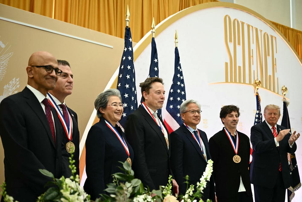 Microsoft CEO Satya Nadella, Dell Techologies CEO Michael Dell, AMD CEO Lisa Su, SpaceX CEO Elon Musk, Nvidia CEO Jensen Huang, entrepreneur Sergey Brin and US President Donald Trump on 8 October, 2026 (AFP/Getty)