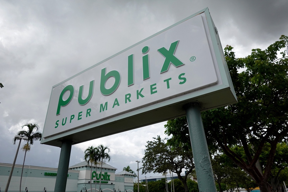 Lyons, 47, is facing an aggravated battery charge after randomly stabbing a 70-year-old man in Publix on Saturday evening, according to police (Getty Images)