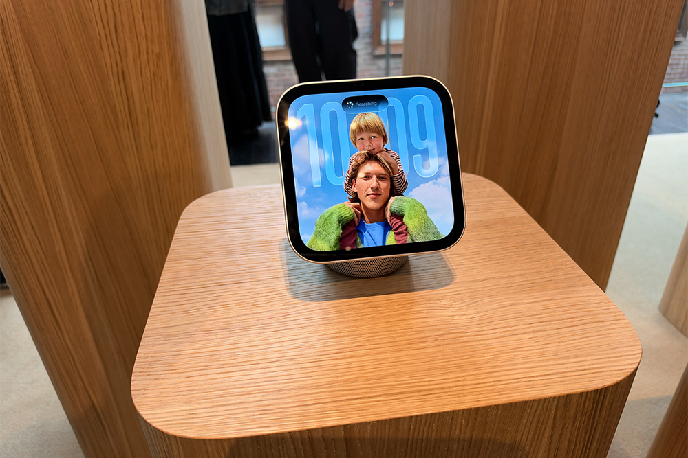 There’s a 12MP Centre Stage camera built into the HomeView frame, which can recognise who’s standing in front of it (David Phelan/The Independent)