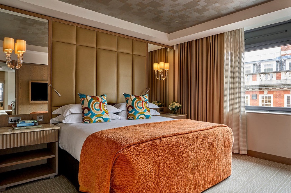 All rooms have pops of colour (The Marylebone)