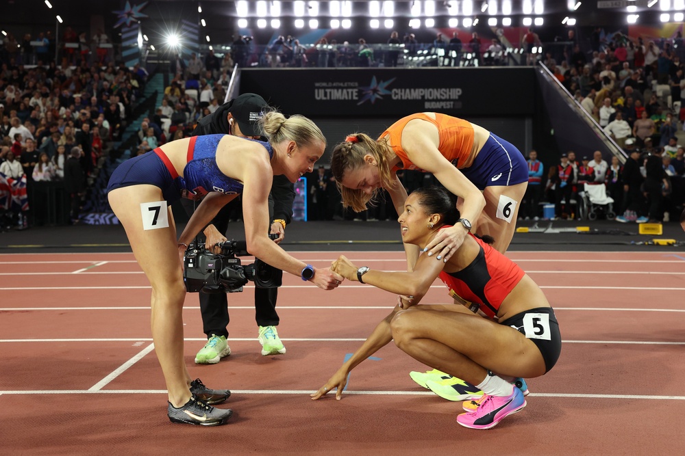 Werro, Keely Hodgkinson (left) and Femke Broeders-Bol have formed a trio hunting down the world record (Getty)