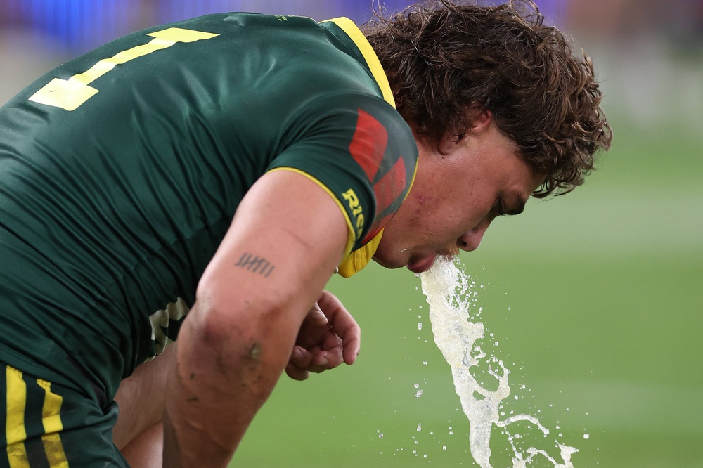 Kangaroos full-back Walsh vomited after scoring (Getty)