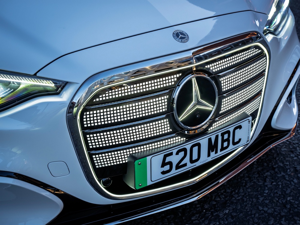 The Mercedes-Benz C-Class Electric front grille and three-pointed star are all illuminated (Mercedes-Benz)