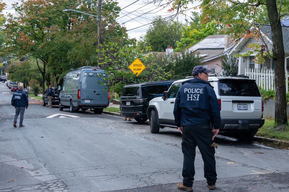 Homeland Security Investigations police search the home of Rep. Omar on October 12, 2026 in Washington, DC (Getty Images)