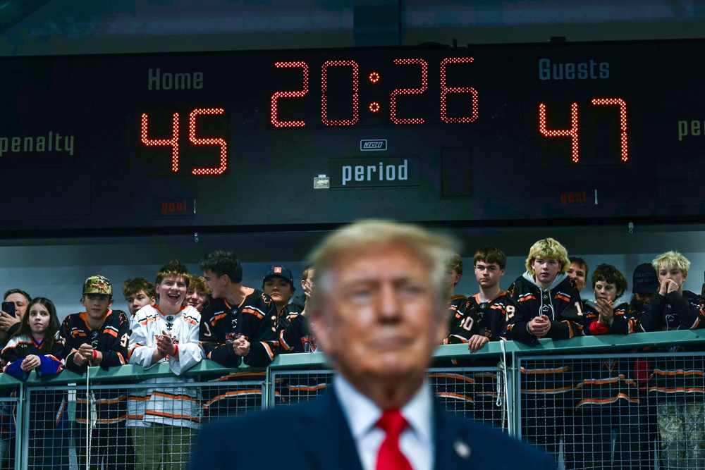 Children watch President Donald Trump at a rally in Wasilla, Alaska, on October 13, 2026. Trump is trying to pass the Sunshine Protection Act, a bill passed by the House in the summer but flailing in the Senate, with some lawmakers in the upper chamber refusing to get on board. Many are opposed because of the impact on schools, arguing that daylight saving time is more dangerous for children (AFP/Getty)