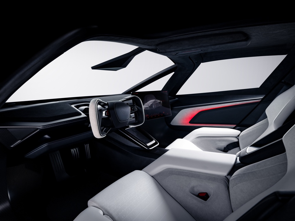 All Tesla Roadsters will be left-hand drive, including any that come to the UK (Tesla)