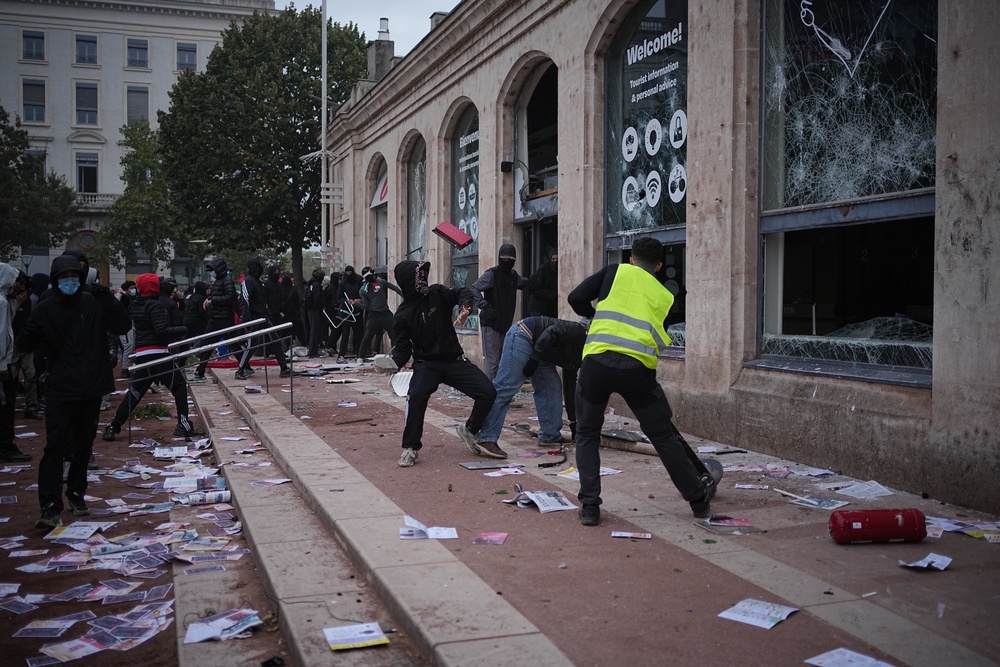 Protesters ransack a tourism office in Lyon (AP)