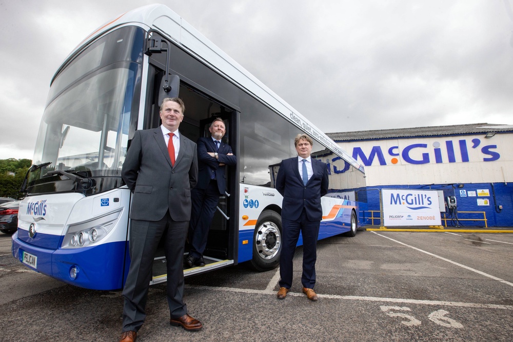 Sandy Easdale, McGill’s CEO Ralph Roberts and James Easdale (Jeff Holmes/handout) (PA Media)