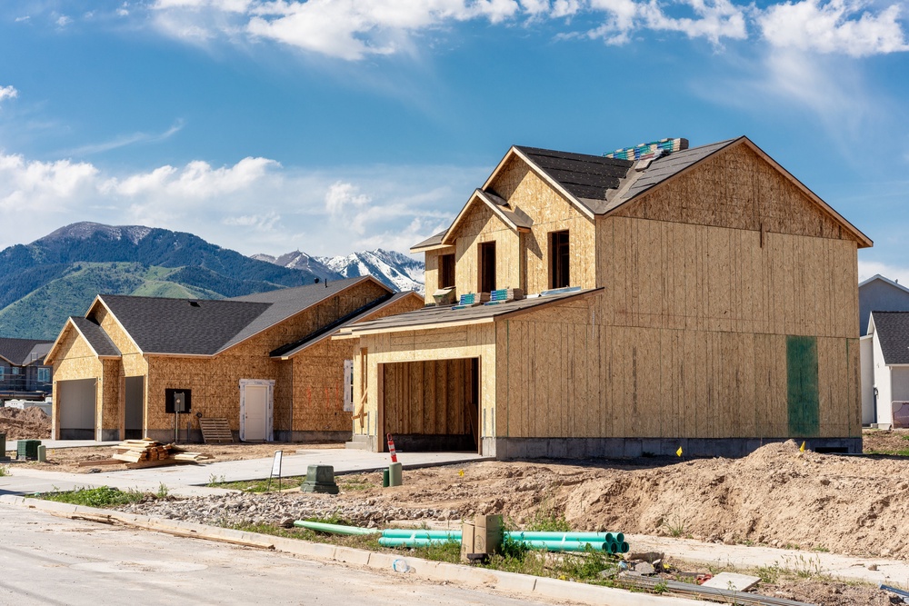The Trump administration's raids on undocumented migrants have inadvertently driven up costs and left residential construction projects at a standstill (iStock/Getty)