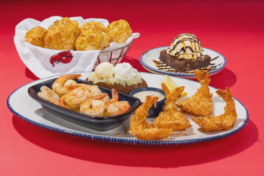 The Feast Four Me! deal lets diners choose two shrimp flavors from five options, plus a side, signature biscuits and a warm brownie sundae for $12.99 (Red Lobster)